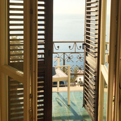 Wenn man schon morgens aufs Meer schauen kann