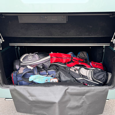 Golftaschen vollzählig verstaut