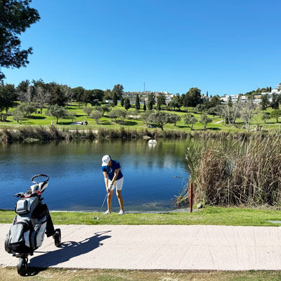 Gut gezielt ist vor dem Wasser